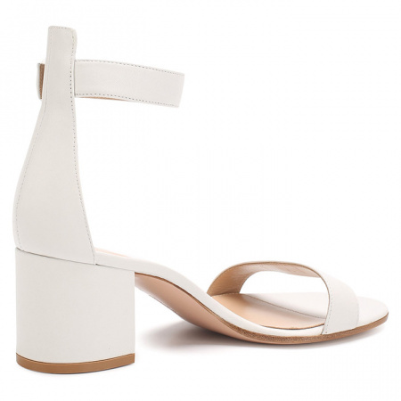 Босоножки женские 38